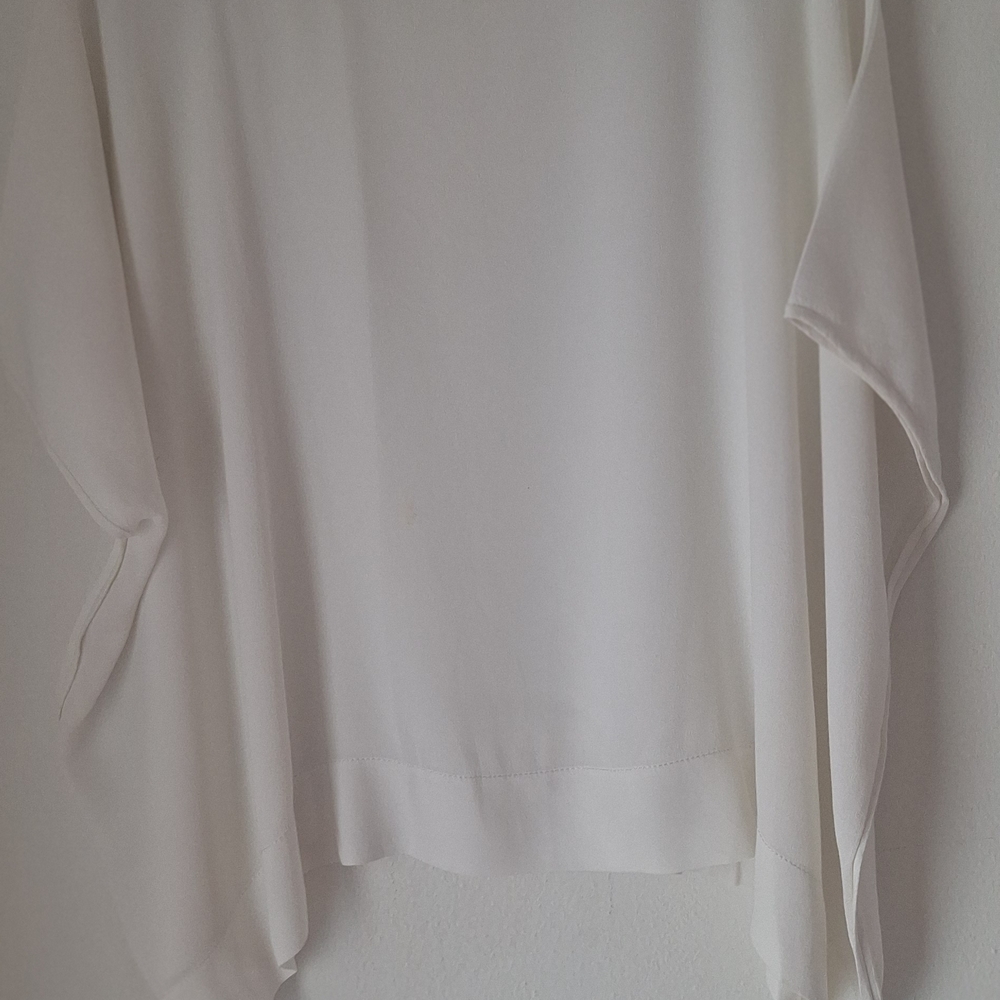 Designer Diane Von Furstenberg White Flowing Silk Blouse Minimalist Sz S-M - Picture 2 of 9